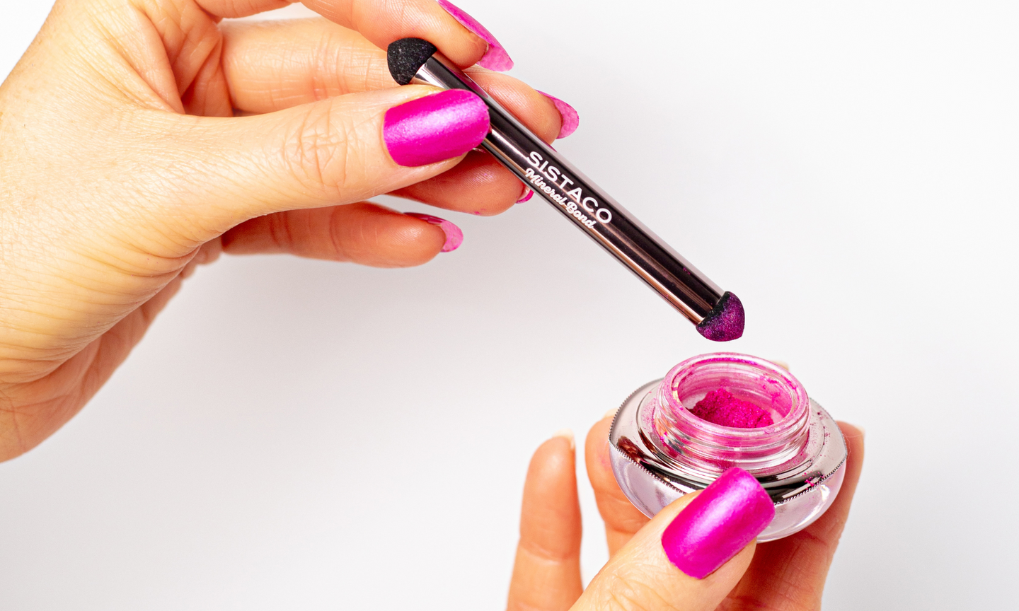 Embrace Clean Beauty with Sistaco Nail Powders