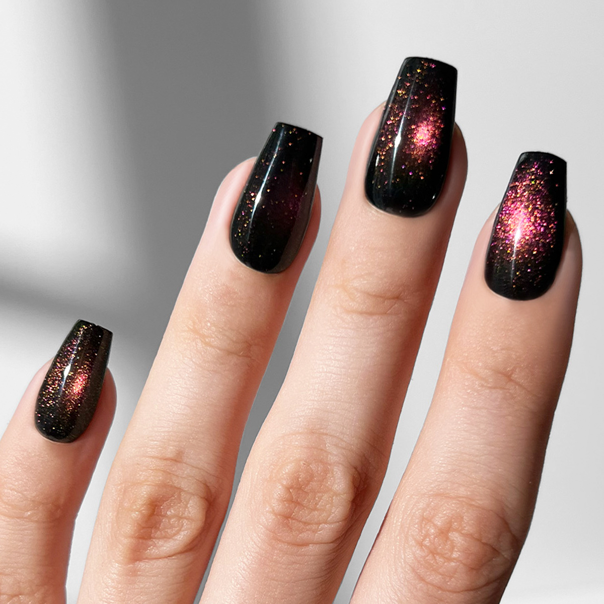 Ruby Cats Eye - Coffin Sustainable Nails