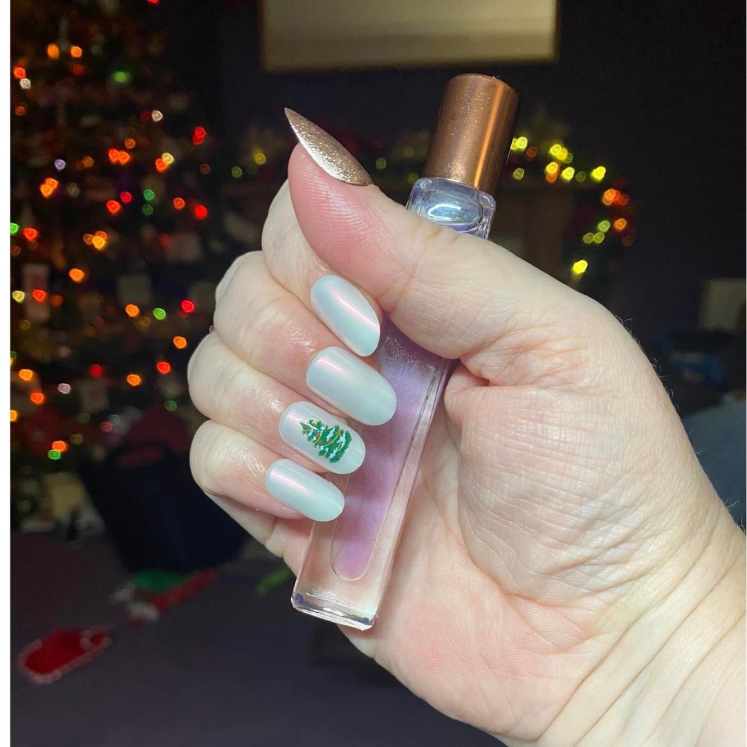 Alabaster Glazed - Oval Sustainable Nails